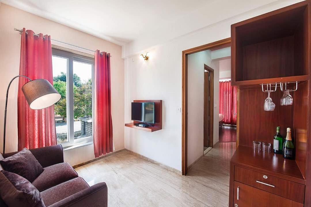 Avi Fortune Suites - Near Bangalore International Airport Экстерьер фото