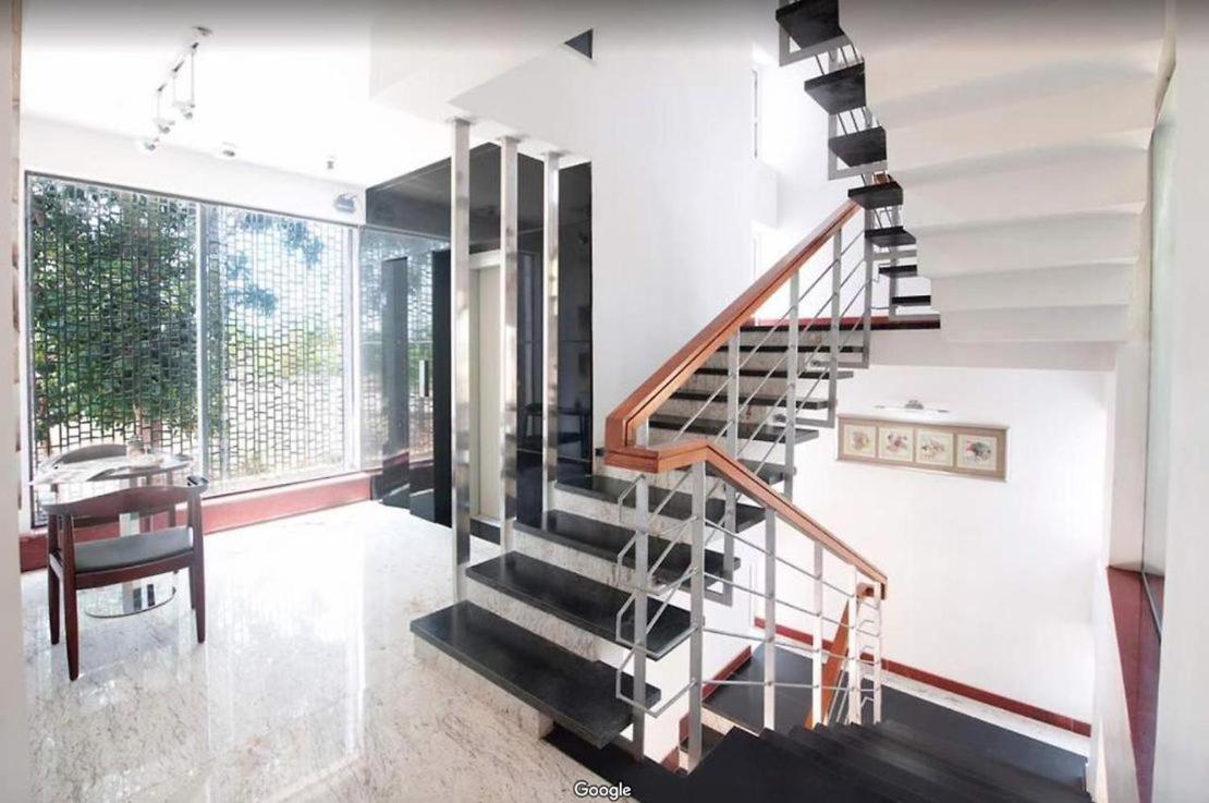 Avi Fortune Suites - Near Bangalore International Airport Экстерьер фото
