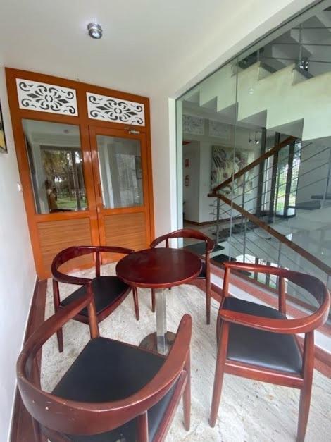 Avi Fortune Suites - Near Bangalore International Airport Экстерьер фото