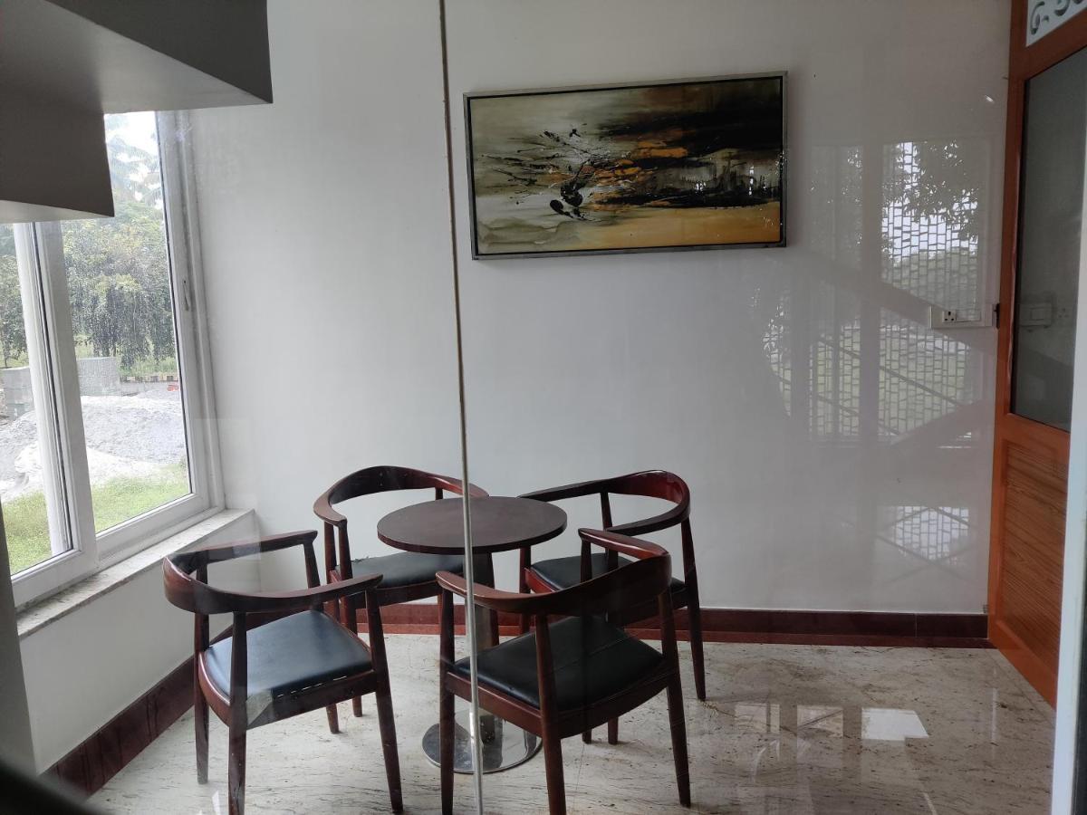 Avi Fortune Suites - Near Bangalore International Airport Экстерьер фото